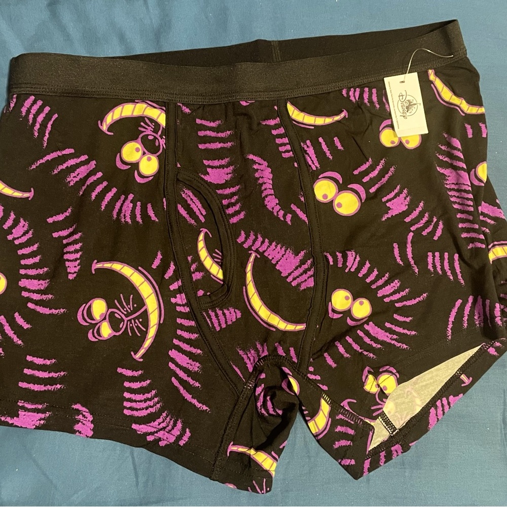 NWT Disney Parks Alice in Wonderland CHESHIRE CAT Boxer Briefs Adult size medum